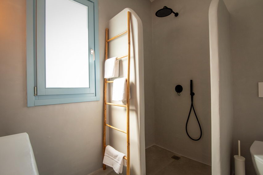 Anthea Suites